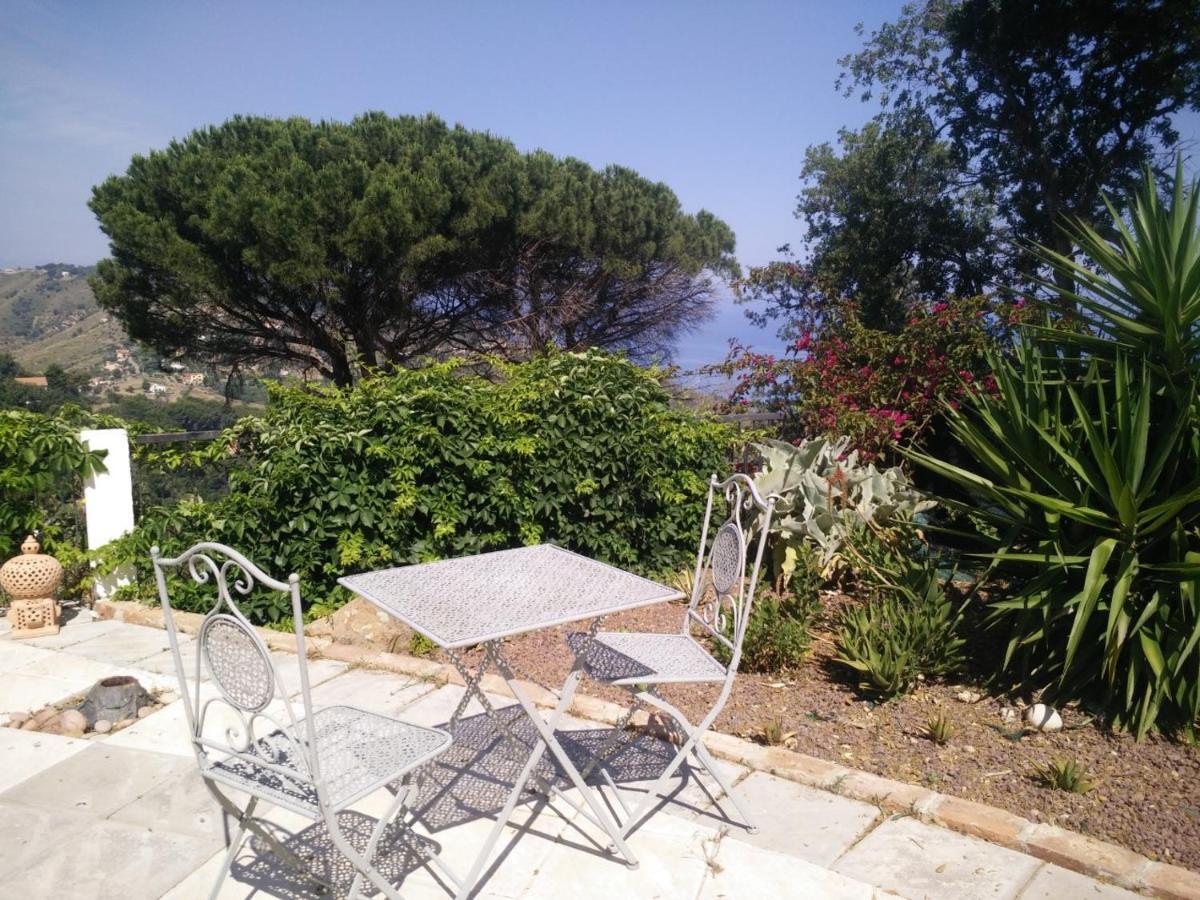 Incantevole Villa Con Vista Mozzafiato Cefalú Exterior foto